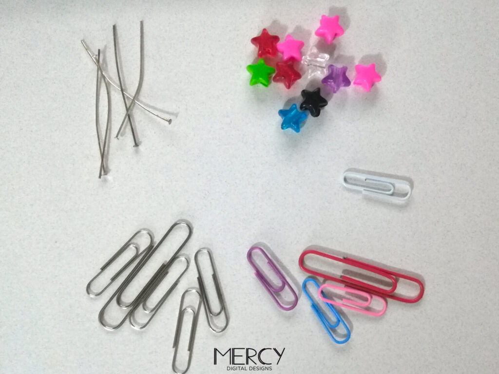 4 - Hanging Planner Clips Materials