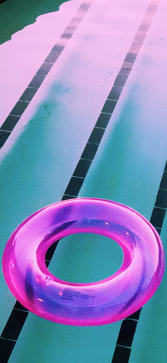 Aesthetic and retro pool floater Phone Background